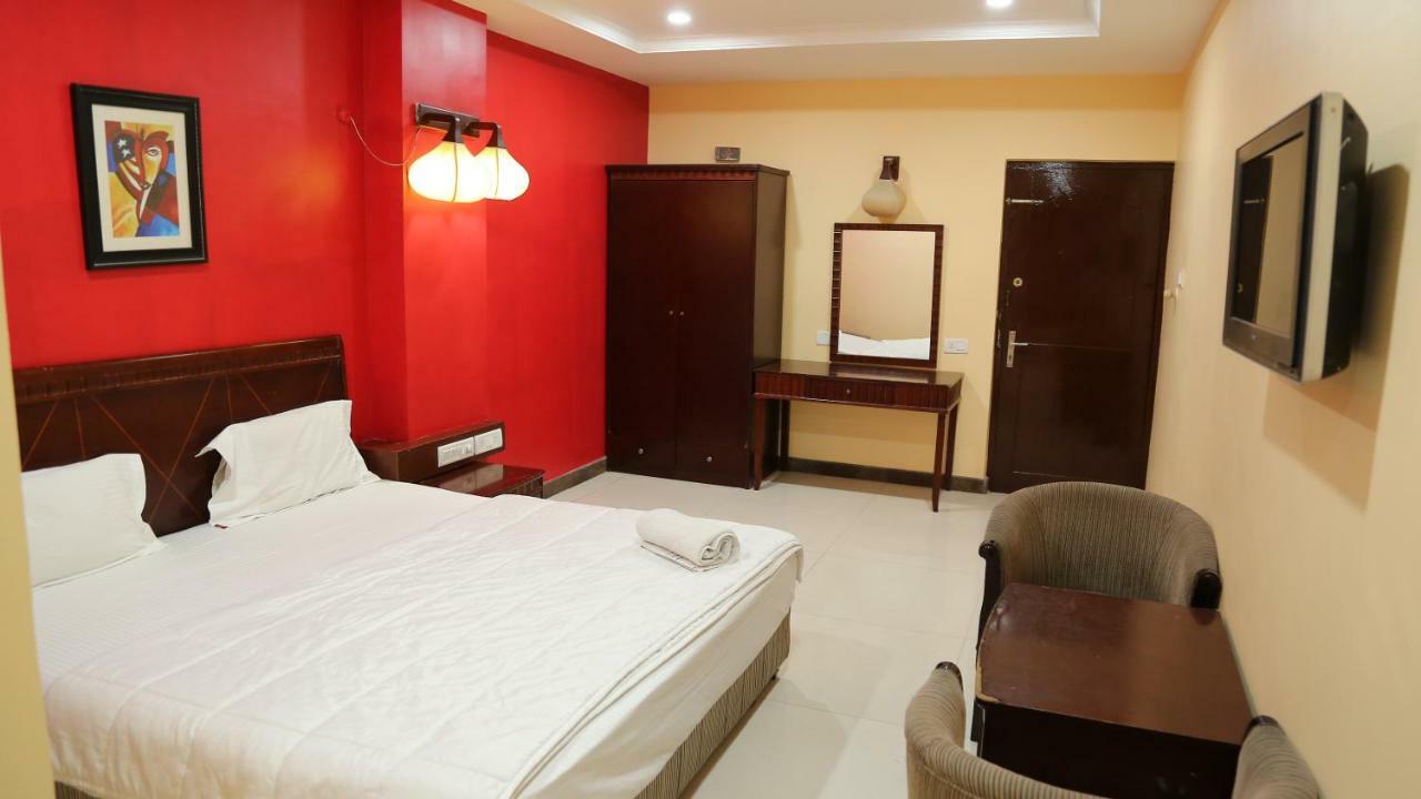 Sriannamalaiyar Residency Hotel Vellore Exterior foto