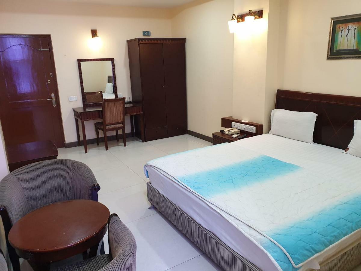 Sriannamalaiyar Residency Hotel Vellore Exterior foto