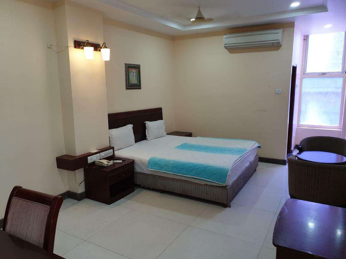 Sriannamalaiyar Residency Hotel Vellore Exterior foto